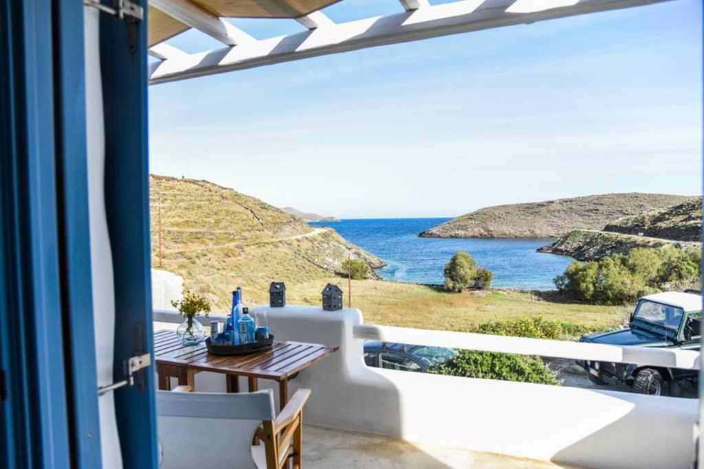 Villa Niloya Kythnos Loutrá Exterior foto